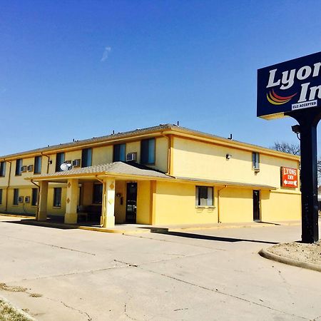 Lyons Inn Kültér fotó